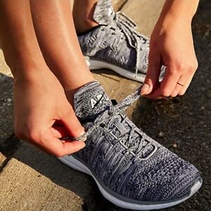 APL  TechLoom Pro Trainer women’s Athletic Running shoes 8 like new